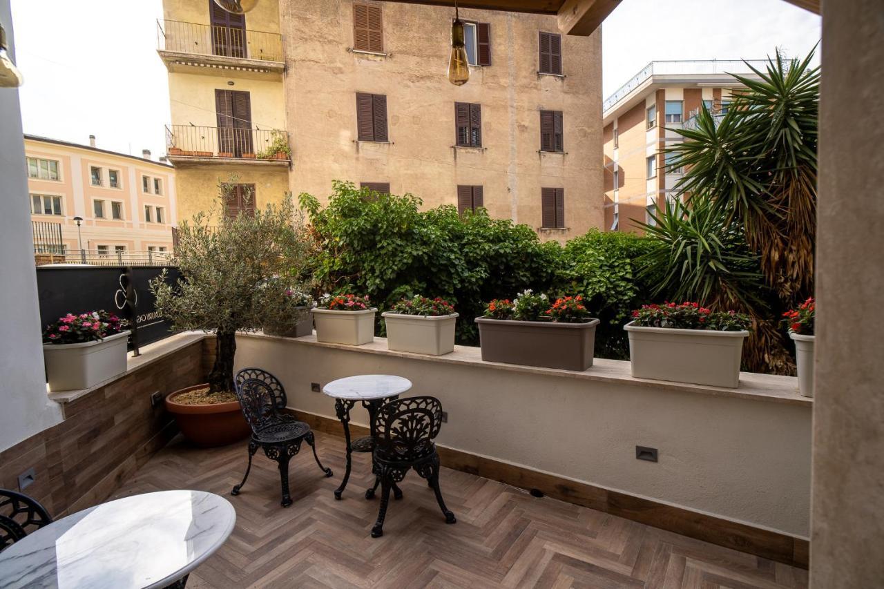 فندق Luxury Cecilia Via Antonio Del Re 9 تيفولي المظهر الخارجي الصورة