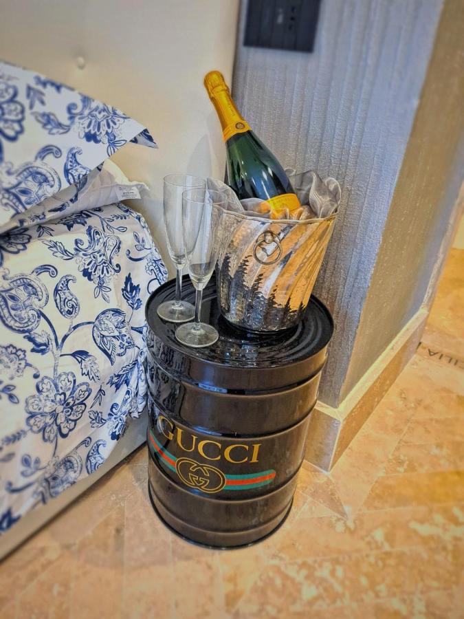 فندق Luxury Cecilia Via Antonio Del Re 9 تيفولي المظهر الخارجي الصورة